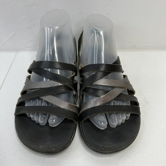 OluKai Black and Gray Women's Sandals - Picture 5 of 10